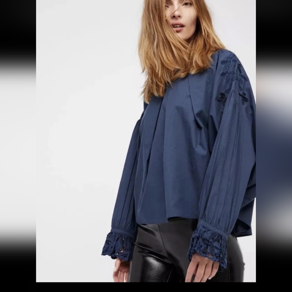 Free People NWOT Graphite Wishing Well Round Neck Blouse Medium - Picture 3 of 11